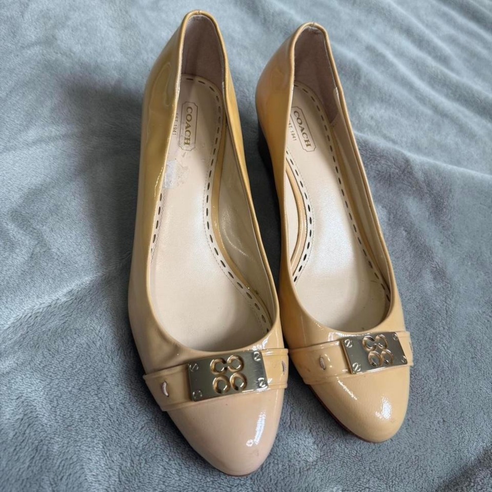 Y2K vibe Coach Wedges